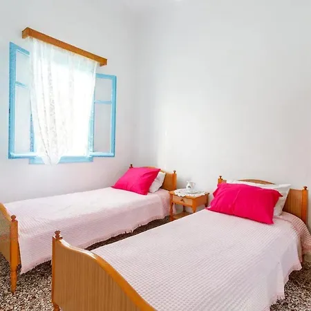 Parikia's Grandma Studio Apartment Parikia (Paros)